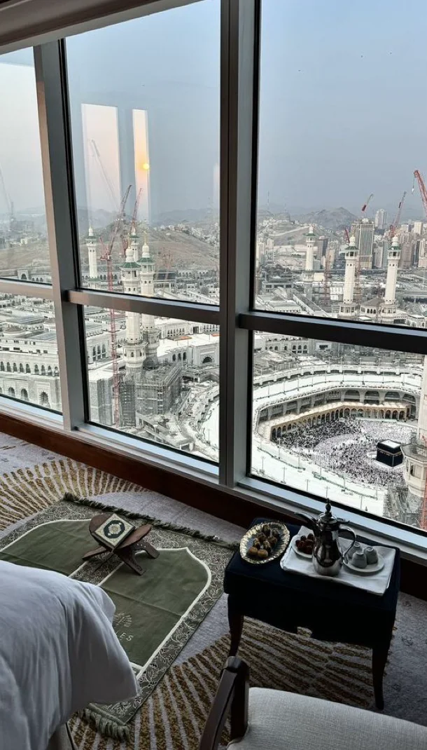 Chambre d’hôtel avec vue sur la Kaaba et la Grande Mosquée